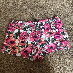 GAP size 16 Linen Floral Shorts